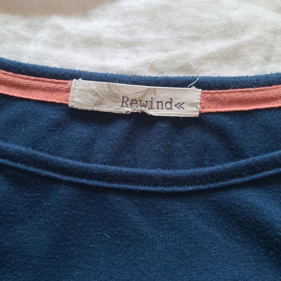 Rewind Women's Navy Boho Floral Roll-up Sleeves Lightweight Top - Picture 8 of 12